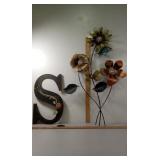 > Wood & metal home decor