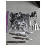 Silverware, Oneida knives ++