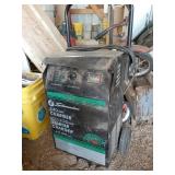Battery 2/40 portable charger 6/ 12 v