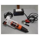 Schumacher 1.5 Amp Battery Maintainer & Black and