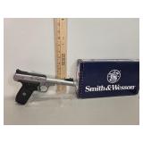 Smith and wesson SW22 Victory 22lr pistol,