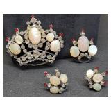 *Vintage mother of pearl crown jewelry