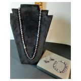 * Vtg crystal jewelry set