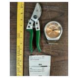 Temp gauge  & garden shears cases 25-004106-2069
