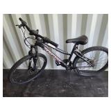 Mongoose Excursion 24' ladies bike bicycle