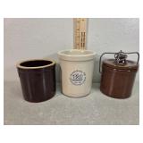 Ceramic pots, Roseville