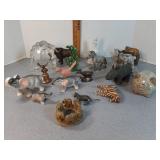 Figurines