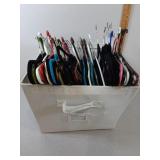 Tote w/ clothes hangers