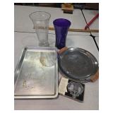 Vases, pans+