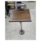 >Art deco music stand