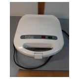 Meal Maker sandwich toaster. Works