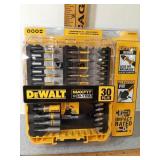 NEW Dewalt 30 pc screwdrivers bit set.