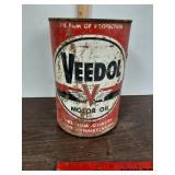 Vtg. Veedol motor oil can