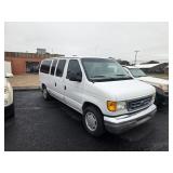 2004 Ford Econoline, wheelchair van, lift works,