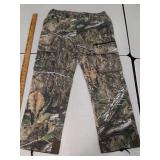 Mossy oak Lg hunting pants