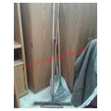 > Grain shovel and more