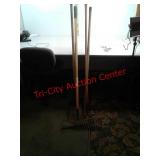 Lot of 3 metal rakes and shovel