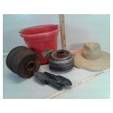 5 gallon utility pail, Garden shovels & more