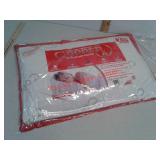 New Queen size copper infused Ultra plush pillow