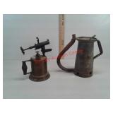 Antique Half gallon Huffman oil can and blow