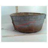 Barn fresh wash tub slight damage