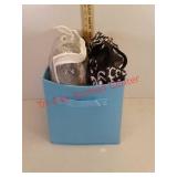 Storage bin with blanket and Thirty-One picnic