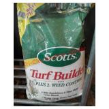 Scotts Turf Builder with weed control fertilizer