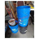 LOT OF PLASTIC BUCKETS
