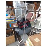 CLOTHES RACK ON CASTERS