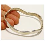 Wavy Sterling Silver Hinged Bangle Bracelet 23g