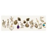 Group of Sterling Silver Pendants & Charms 24.7g