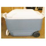 Igloo Rolling Cooler Filled with Ice Packs