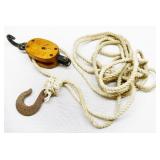 Wood Block Pulley Hoist with Rope