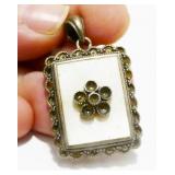 Vtg Sterling Silver & Mother of Pearl Pendant 6g