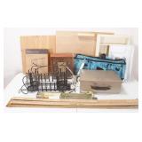 Box Lot: Household Items