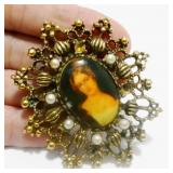 Vintage Gold-Tone Cameo Pendant Brooch