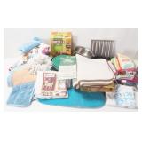 Box Lot: Kitchen Items