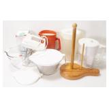 Box Lot:  Kitchen Items