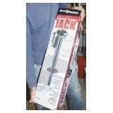 New Haul Master 3,500 Cap. Electric Trailer Jack