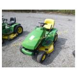 JOHN DEERE LX172 RIDING MOWER
