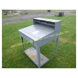 METAL DOCK DESK