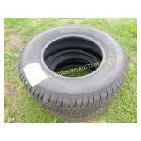 (2) MICHELIN TIRES 265/70R17