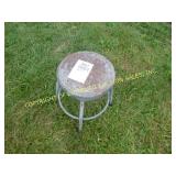 METAL STOOL