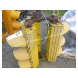 THREE WAY TRAFFIC LIGHT