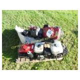 PALLET OF MISC LAWN TRACRO MOTOR & PARTS