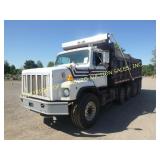 1999 INTERNATIONAL 2674 W/ 19