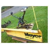 7.5FT MEYER SNOW PLOW W/ UNIVERSAL MOUNT & LIGHTS