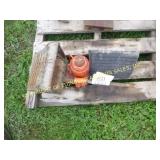 12 TON JACK, WHEEL BLOCK