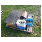 PALLET OF MISC TOOLS AND HARWARE