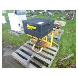 MEYERS SALT SPREADER